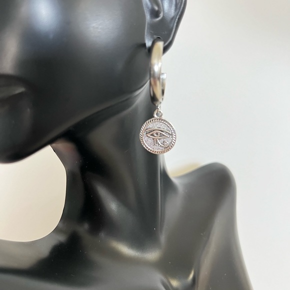 Ancient Egyptian Earrings - Eye of Horus Hoops - Eye of Ra Hoops - Picture 6 of 7